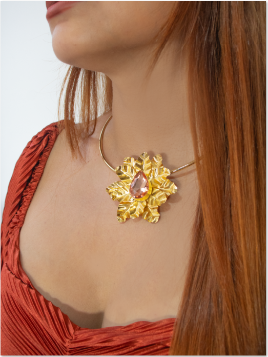 Choker flor con cristal color peach