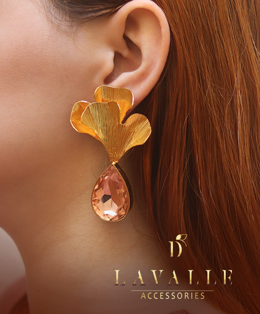 Aretes largos en cristal en gota