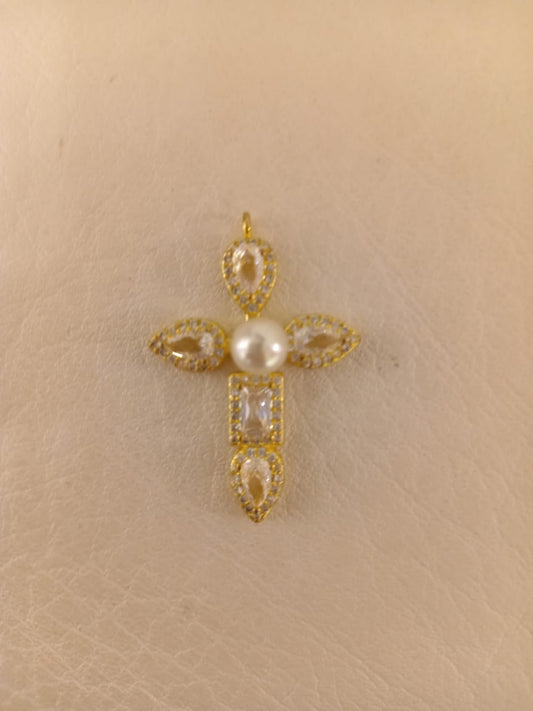 DIJE DE CRUZ EN FORMA DE GOTA CON PERLA